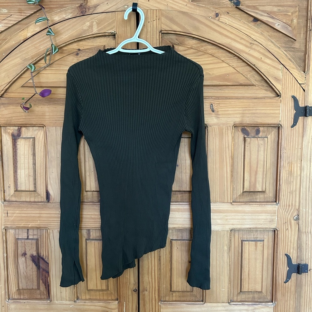 ZARA Ribbed Knit Asymmetrical Top